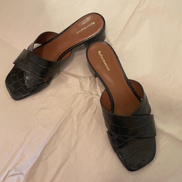 Reformation Morgan Criss Cross Block Sandal 35 5 black croc patent leather - Picture 2 of 4